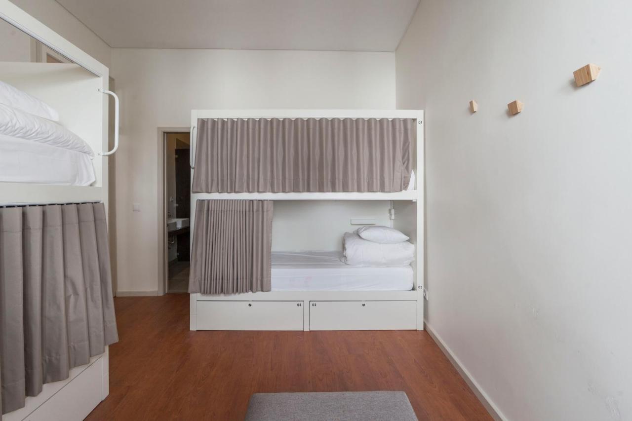 A Bica Hostel Ponta Delgada  Bagian luar foto