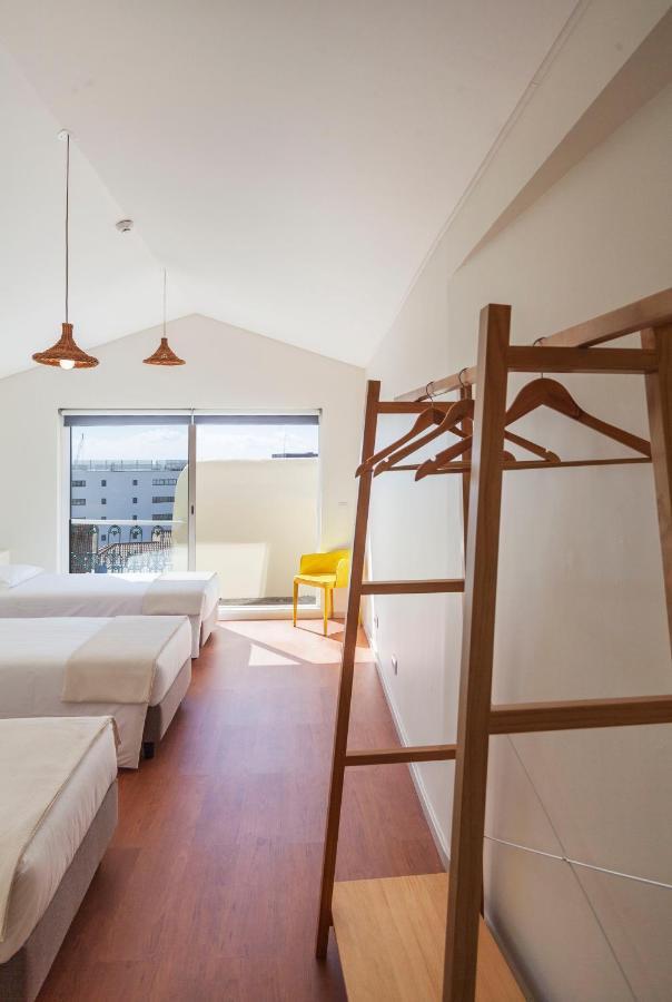A Bica Hostel Ponta Delgada  Bagian luar foto